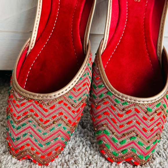 Women Pumps Embellish with Thread Embroidery Colour Reddish Pink Brand STYLO - Picture 4 of 4